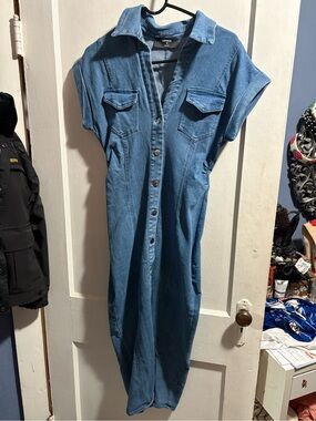 NWOT Express Denim Button-Front Maxi Dress in Medium Blue